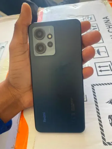 Redmin note 12