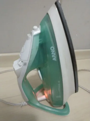 Ferro a vapor Arno Ultragliss 40