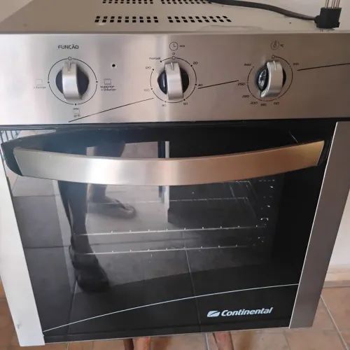 Forno de embutir Continental