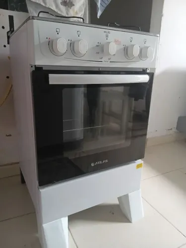 Vendo fogão top novinho muito pouco tempo usado funcionando perfeitamente. Zap *