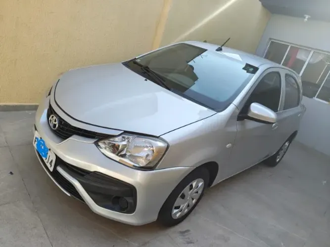 Toyota Etios X 1.3 Flex 16V 5P Mec. 2019