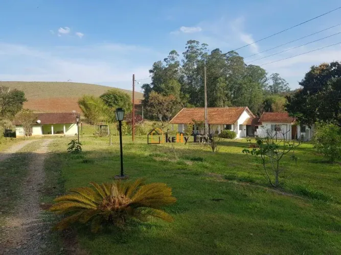 Maravilhosa chácara a venda na cidade de Socorro, interior de São Paulo, com área de 7700
