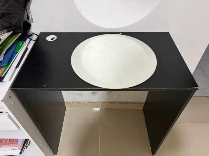 MESA COM ESPELHO