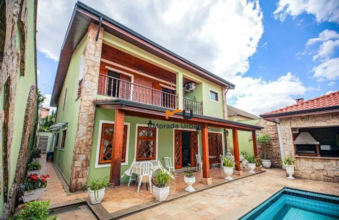 Casa para Locação no City América | 592m² Construídos | Piscina e 5 Vagas