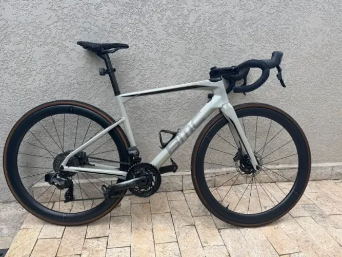 Bicicleta BMC Roadmachine 01 Two Sram Force AXS
