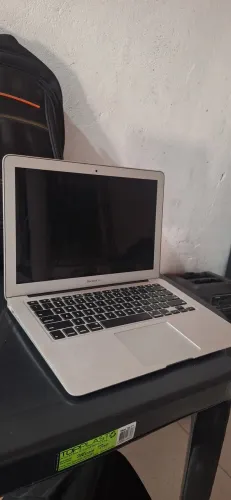 Mackbook 1446 (retirada de peças)