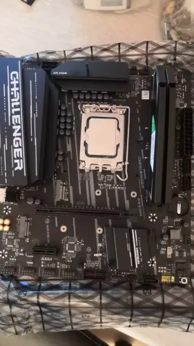 KIT INTEL 12ª GERAÇÃO DDR4 16gb (3200mhz)