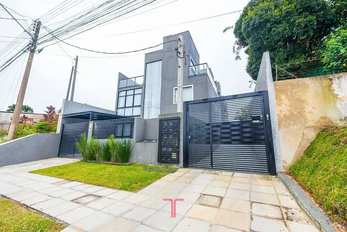 Sobrado com 4 dormitórios à venda, 92 m² - Caiuá - Curitiba/PR
