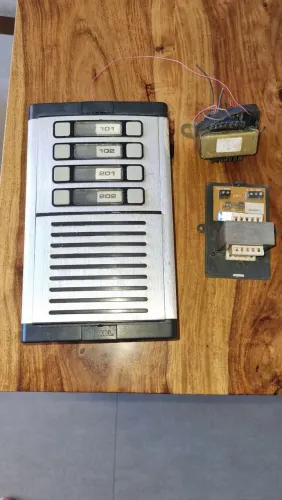 Porteiro eletronico(Interfone) HDL 8 pontos funcionando