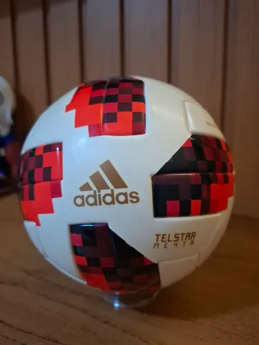 Mini bola Telstar Mehta final Copa 2018