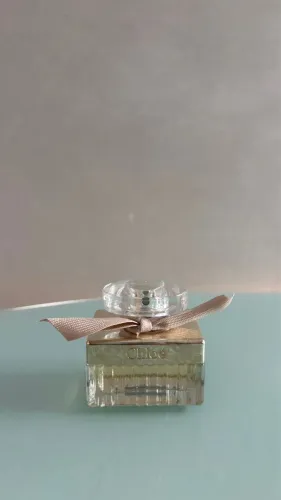 Chloé Signature EDP 30ml - Com caixa