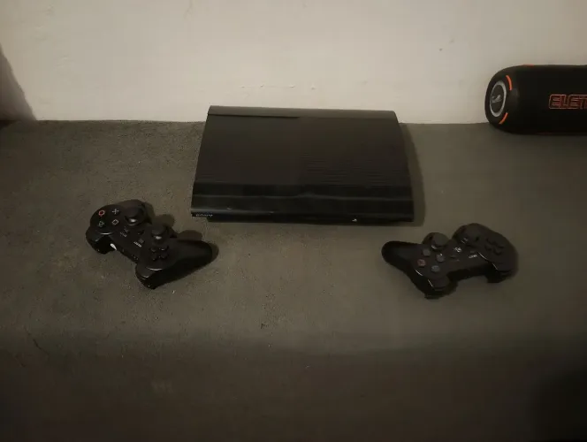 Playstation 3 desbloqueado com Hein instalado