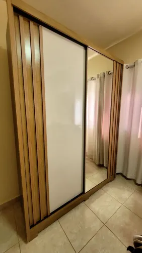 Guarda roupa