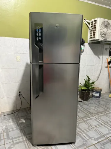 Geladeira Electrolux frosfree 470 litros