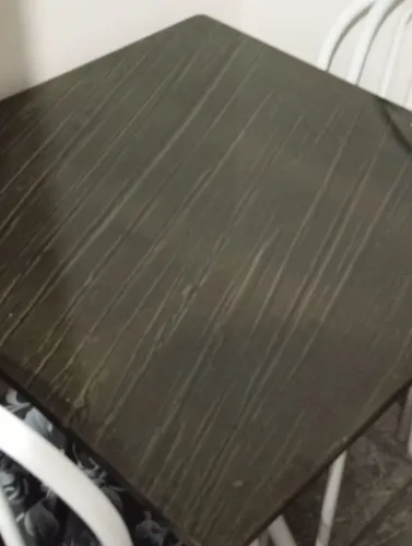 Mesa tampa de mármore de quatro cadeiras
