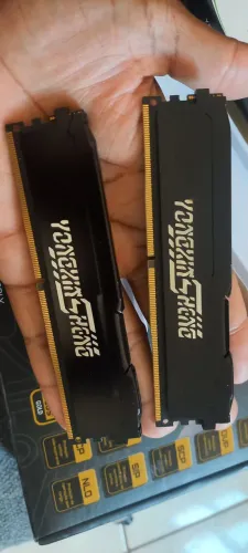 16 gigas de memórias ddr4 ( 2x 8 )