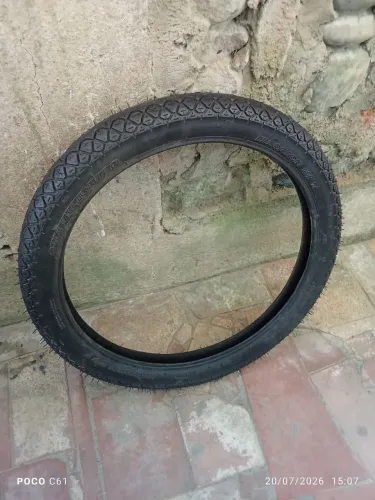 Pneu dianteiro da biz zero nunca usado marca maggion 120$