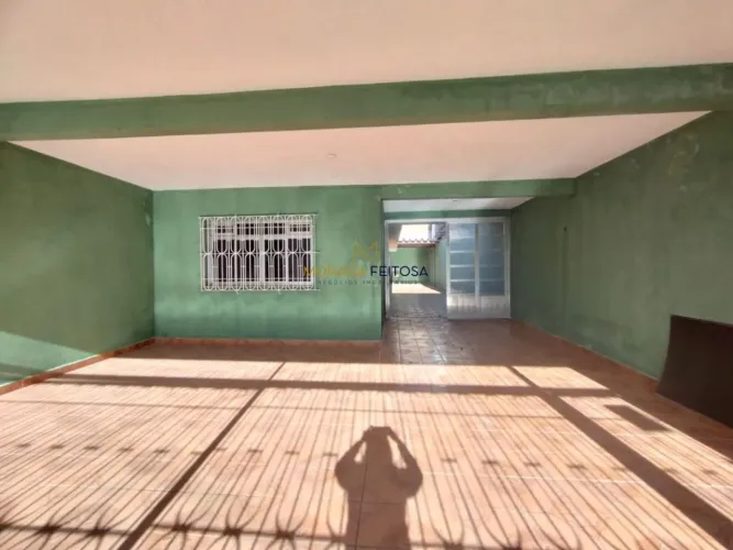 Casa à Venda em Burgo Paulista, São Paulo - SP