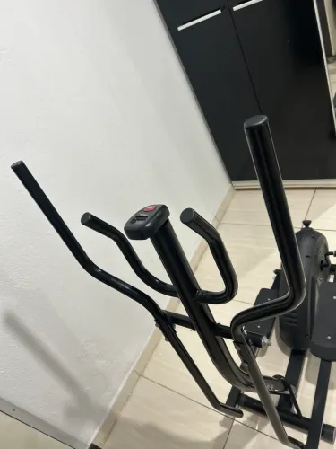 Elíptico Magnetic Light Até 120 Kg Polimet
