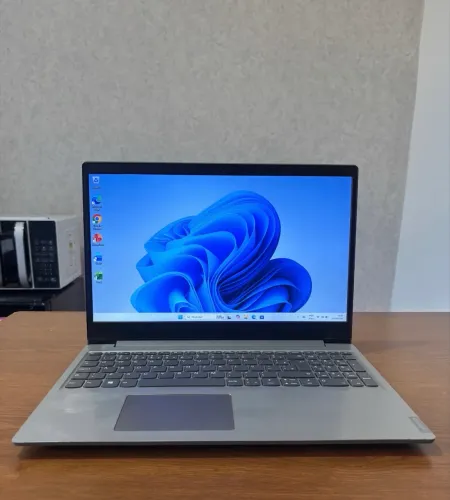 Lenovo Ideapad S145 i3-8ª Geração