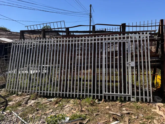 PORTÃO 4.70x2.00