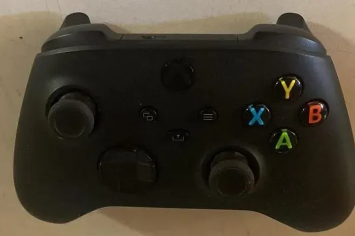 CONTROLE XBOX SERIES X/S NOVO LEIA