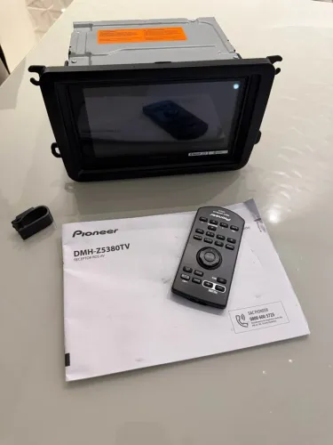 Central Multimídia 2 DIN Pioneer DMH-Z5380TV