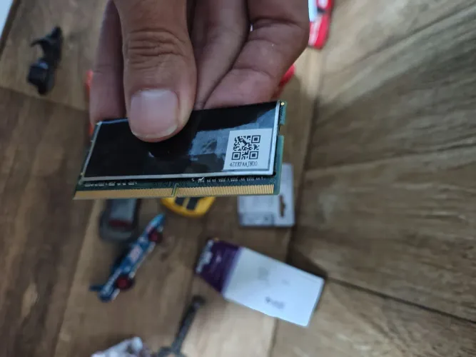 Memória RAM 4gb DDR4 3200MHz 