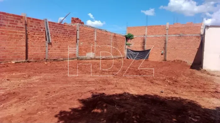 Terreno à venda com 200 m2, Araraquara/SP