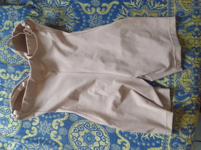 Vendo 2 macacão modelador bonita e companhia 100/80