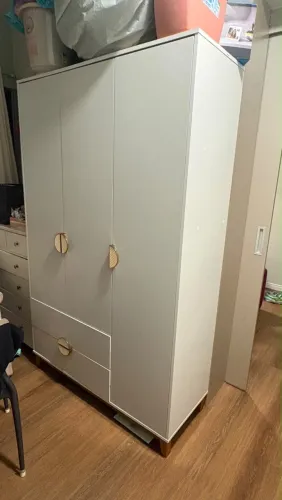 Guarda Roupa Criança Novinho