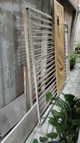 Portão (valor R$550)