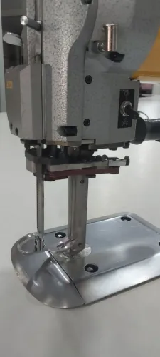 Maquina de corte kM original