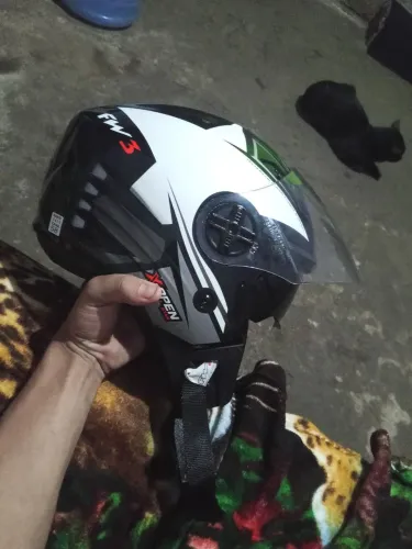 Capacete fw3 estelar
