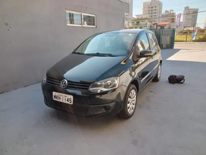 Volkswagen Fox 1.0 MI Total Flex 8V 5P 2014