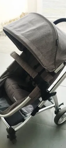Carrinho de Bebê Infanti - completo com moisés e bebê conforto
