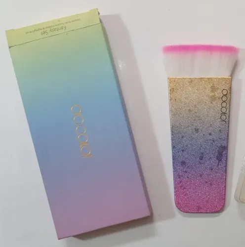 pincel 14 cm Fantasia de contorno e iluminador da Docolor cerdas rosa pastel 