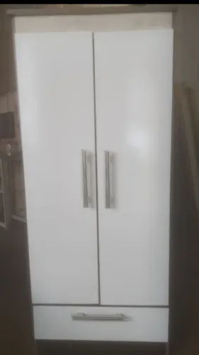 Armário multiuso
