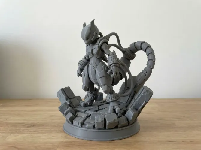 Mewtwo Blindado (Pokemon) - Action Figure