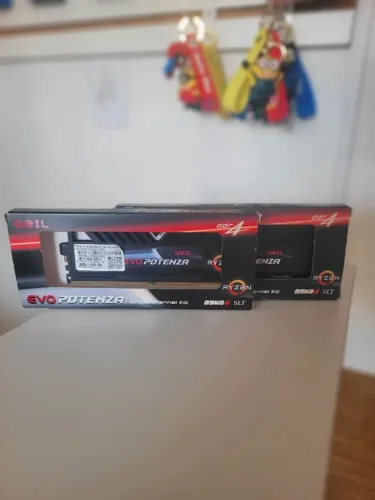MEMORIAS GEIL EVO POTENZA DDR4 2X8 3000MHTZ CHEGANDO A 3400MHTS NO XMP 30 DIAS DE GARANTIA