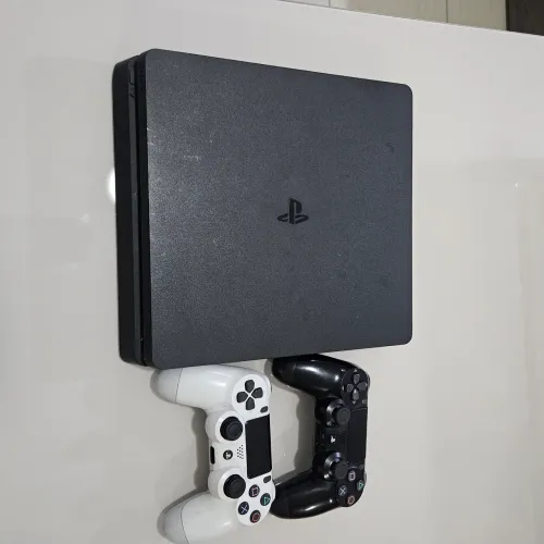 Playstation 4 slim 1tb