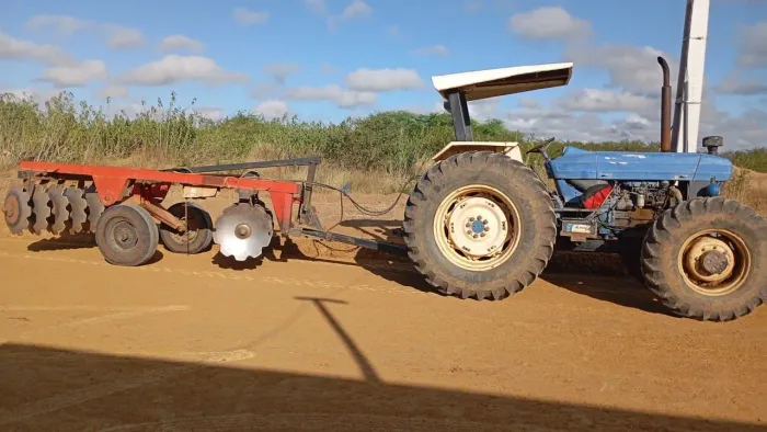 Vendo Trator New Holland 7630