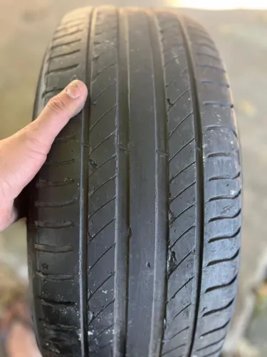 Par de pneus Michelin 215/55/17