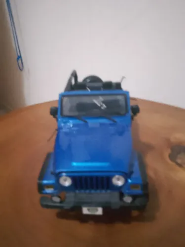 CARRO MINIATURA ANTIGA