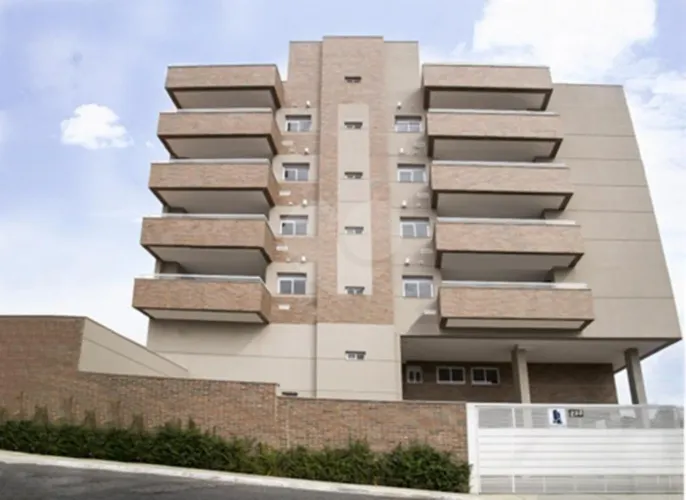 Apartamento à venda com 3 quartos, sendo 1 suíte, no condomínio Residencial Uno, São Paulo