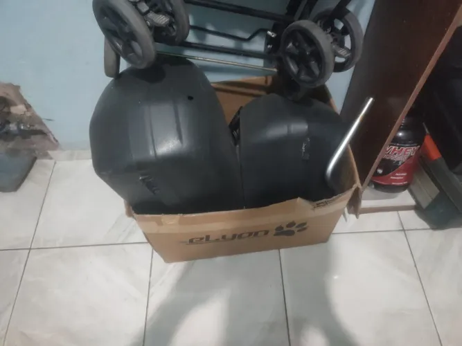 Baús de 28 e 45 litros 