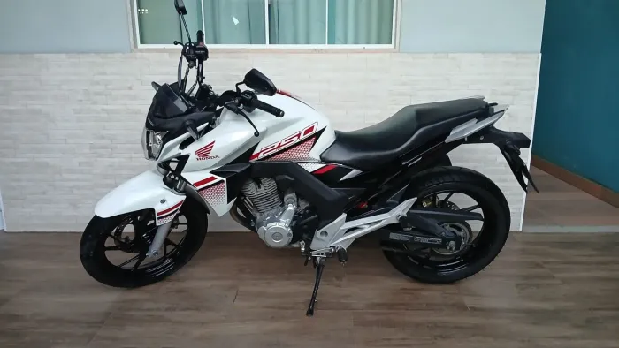 Honda CB Twister 2022