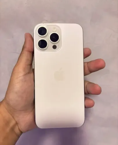 Iphone 16 pro max 256gb tela trocada