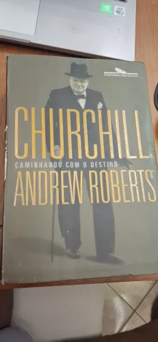 Churchill Caminhando com o Destino