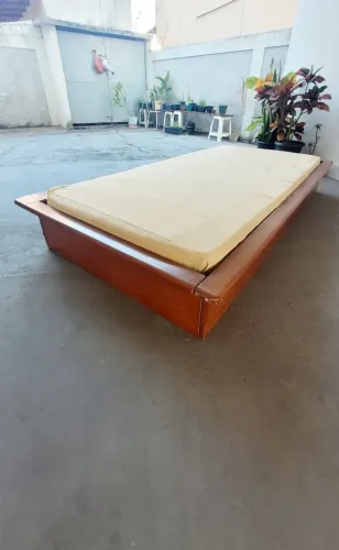 Cama de solteiro estilo japonesa